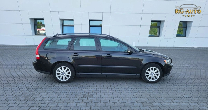 Volvo V50 cena 13900 przebieg: 233000, rok produkcji 2004 z Skierniewice małe 704